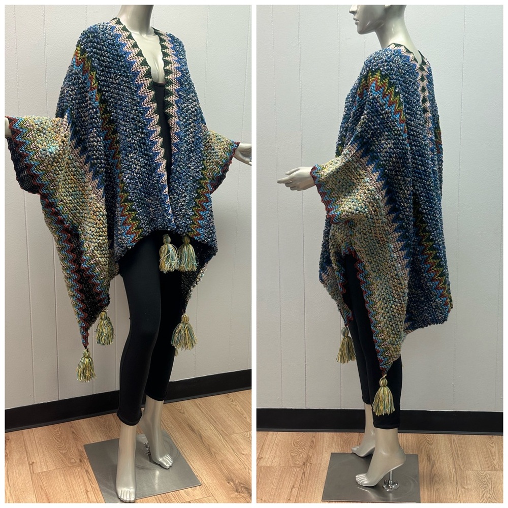 She Ready Blue Chevron Ruana Poncho
